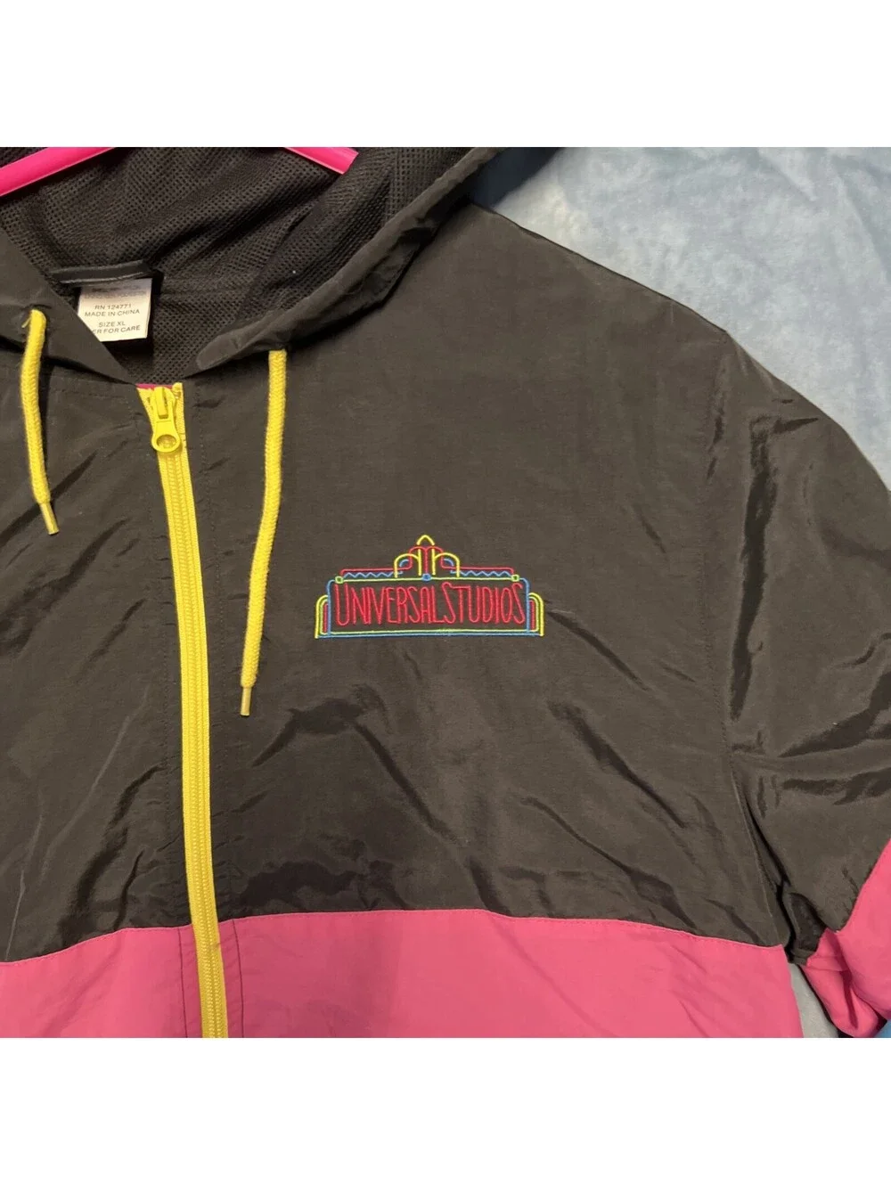 Universal Studios Jacket Adult XL Embroidered Retro Full Zip Hood Colorblock VTG